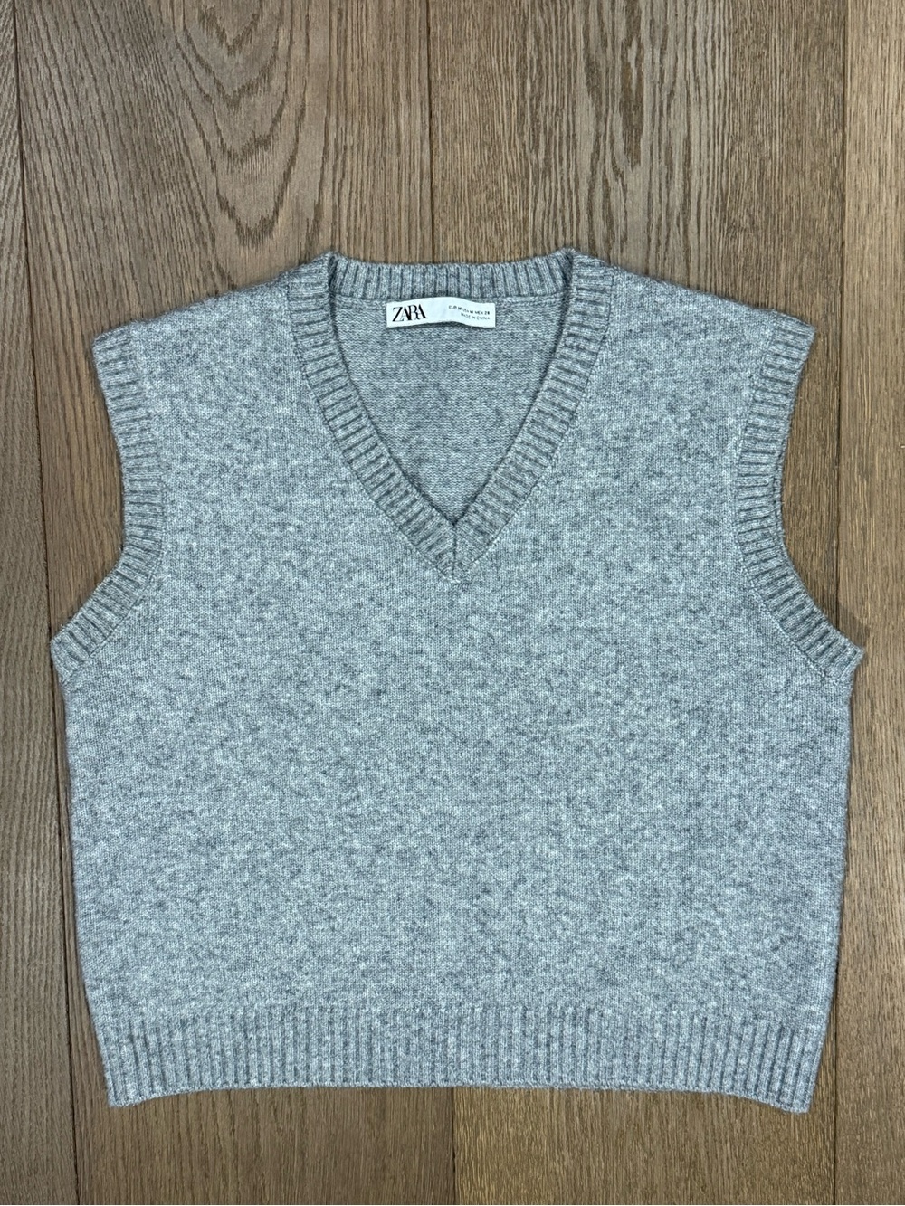 ZARA Gray Soft Knit V-Neck Sweater Vest - Size M